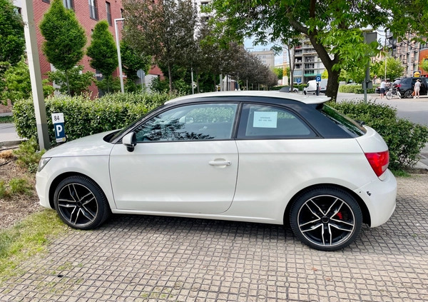 Audi A1 cena 39500 przebieg: 125000, rok produkcji 2011 z Warszawa małe 56